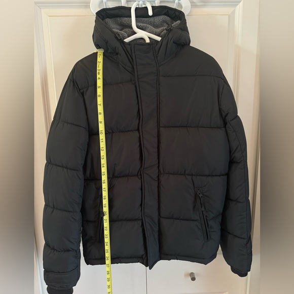 American Eagle big puffer jacket, like new, men’s XS black - Picture 9 of 16
